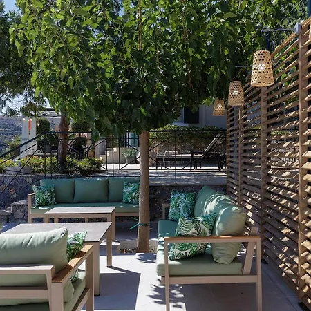 Keano Villa, Impeccable Panoramic Views, By Thinkvilla Vila *