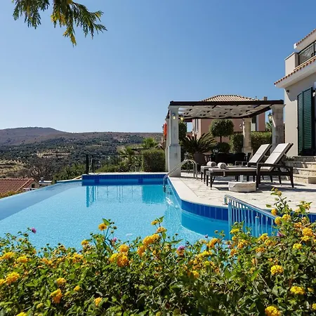 Keano Villa, Impeccable Panoramic Views, By Thinkvilla Vila *